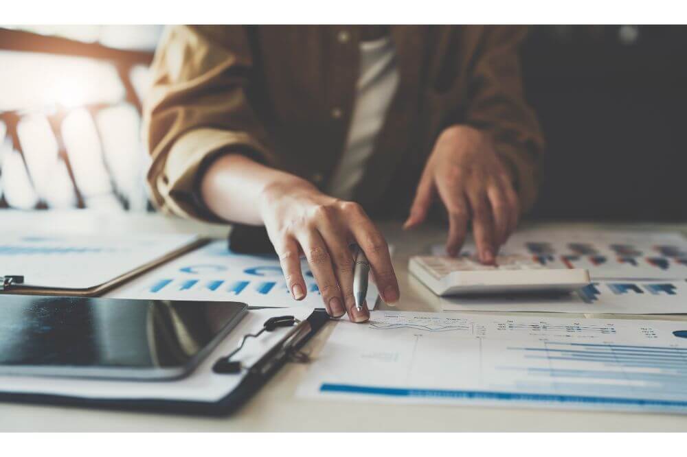 8 Easy Steps To Starting an Online Bookkeeping Business